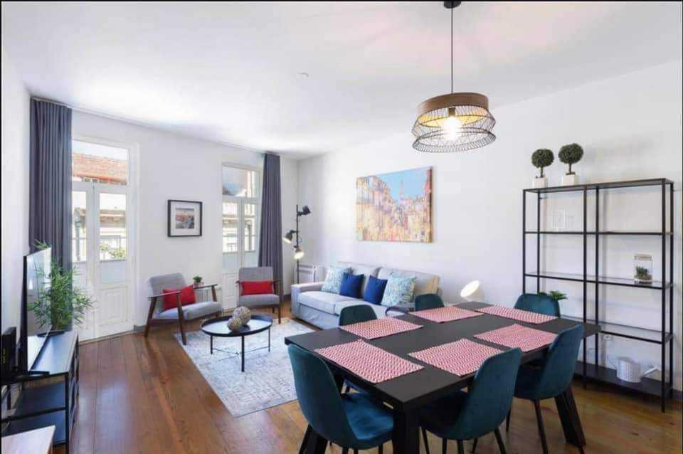 Apt Clérigos Centro Histórico Oporto Esterno foto